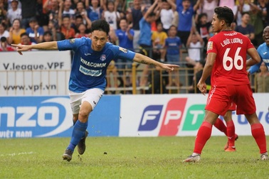 Than Quảng Ninh áp sát ngôi đầu V-League: Dấu ấn của 2 tài năng bị lãng quên