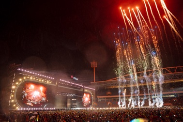 Khoảnh khắc ấn tượng của G-Dragon tại sân Mỹ Đình khiến người hâm mộ phấn khích