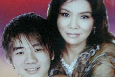 NSND Thanh Hoa tái ngộ “quí tử” trên sân khấu 