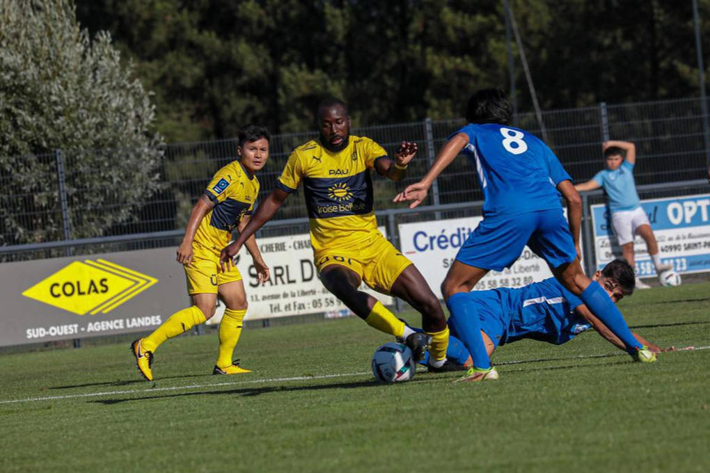 Báo Thái Lan khen ngợi màn trình diễn ấn tượng của Quang Hải ở Pau FC - 2 Báo Thái Lan khen ngợi màn trình diễn ấn tượng của Quang Hải ở Pau FC - 2