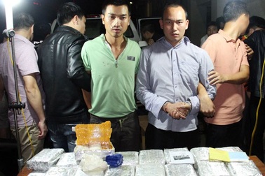 Triệt phá đường dây vận chuyển 210.000 viên ma túy tổng hợp
