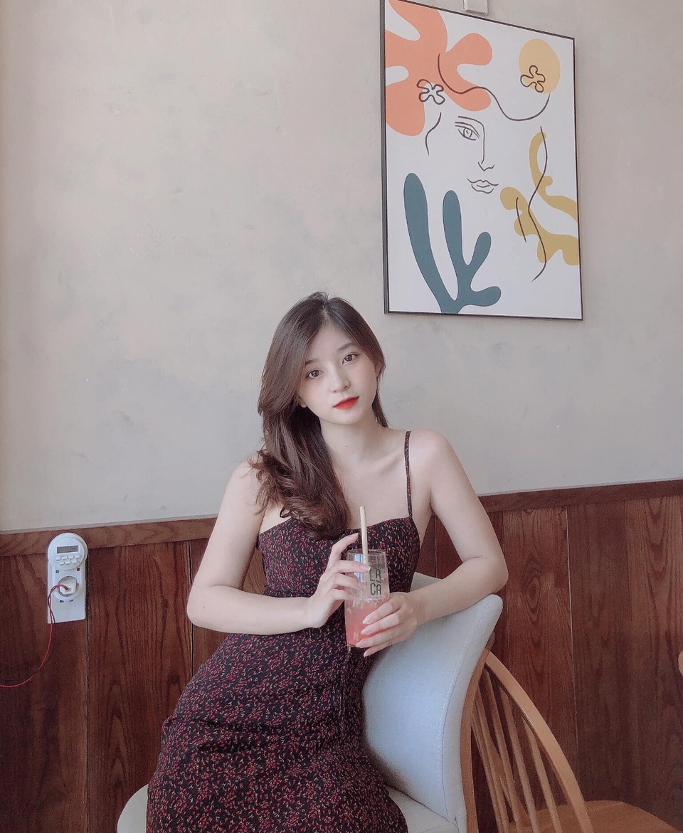 Thêm một hot girl thẩm phán xinh đẹp khiến dân mạng xao xuyến - 6 Thêm một hot girl thẩm phán xinh đẹp khiến dân mạng xao xuyến - 6