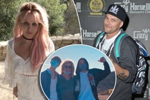 Britney "đau lòng đến nghẹt thở" vì bị hai con trai ruồng rẫy