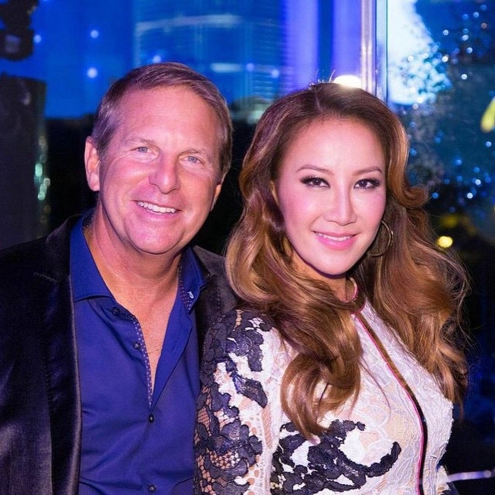 Diva Coco Lee đột ngột qua đời ở tuổi 48 - 2 Diva Coco Lee đột ngột qua đời ở tuổi 48 - 2