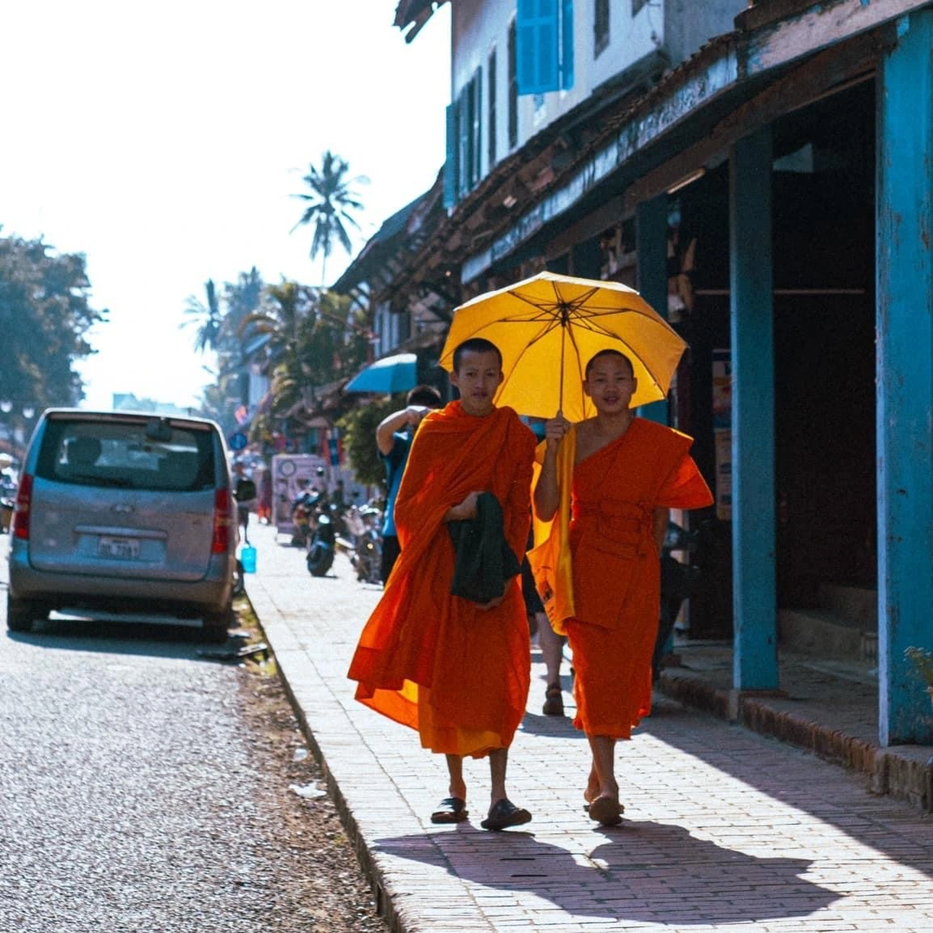 Chi 4 triệu đồng cô gái Việt Chi 4 triệu đồng cô gái Việt