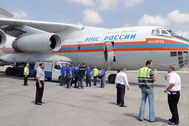 Nga điều máy bay sơ tán công dân khỏi Syria