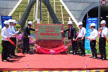 Hầm đường bộ Đèo Cả là 1 trong 5 công trình tiêu biểu cả nước