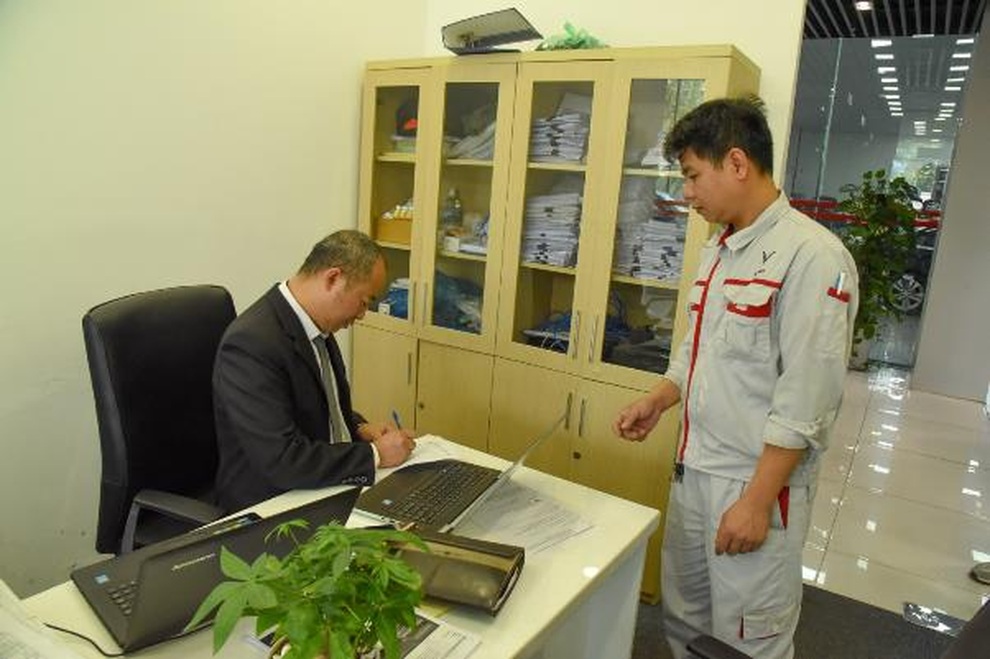 Trải nghiệm một giờ làm Trải nghiệm một giờ làm