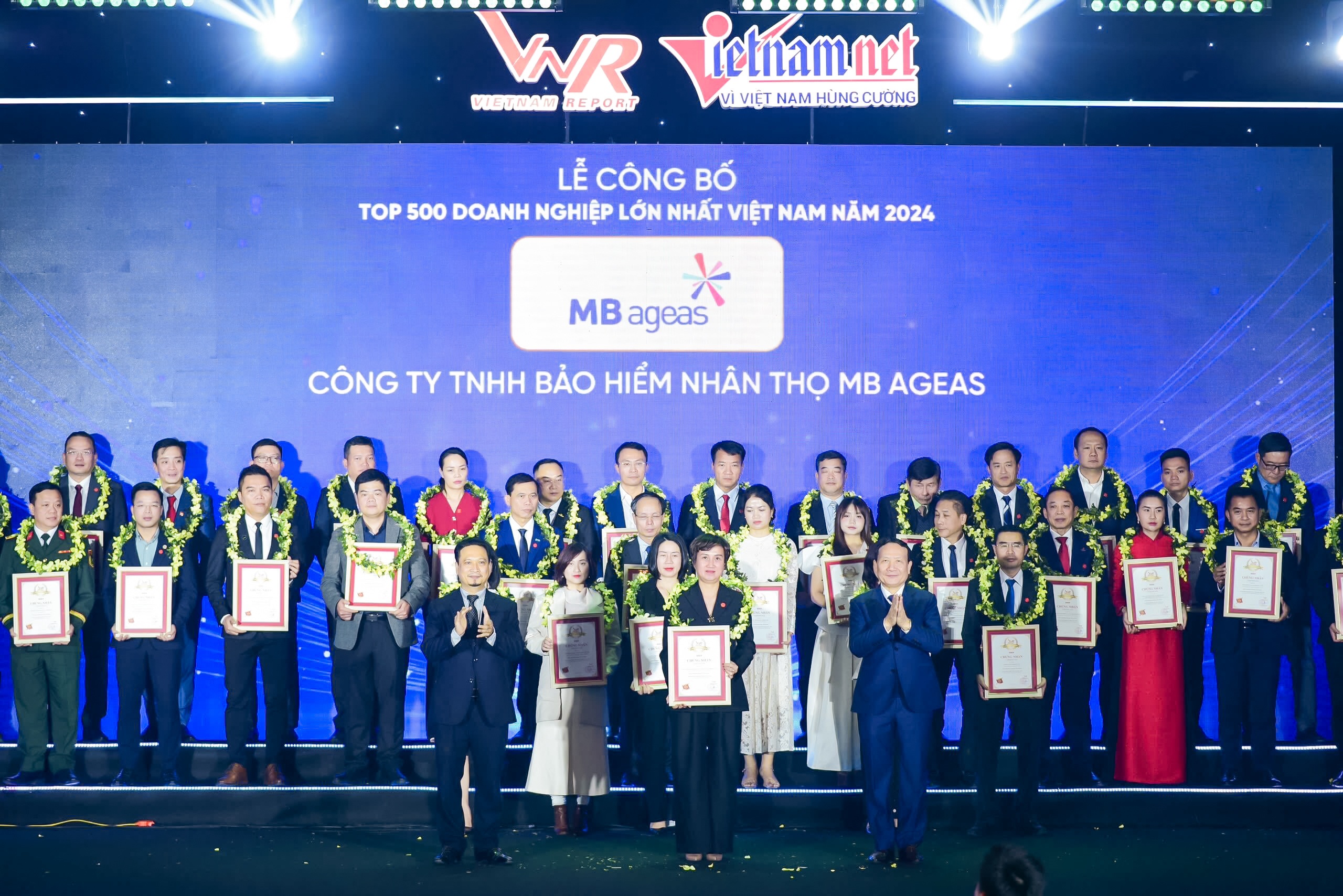 ປະກັນຊີວິດ MB Ageas ຢູ່ໃນ 500 ວິສາຫະກິດໃຫຍ່ສຸດຂອງຫວຽດນາມ 2024 - 1 Bảo hiểm Nhân thọ MB Ageas Life vào Top 500 doanh nghiệp lớn nhất Việt Nam 2024 - 1
