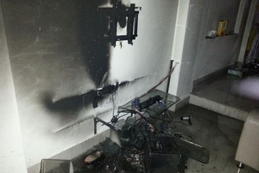 Hỏa hoạn từ ti vi màn hình phẳng treo tường