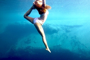 Bạn có biết về Yoga Bay ?