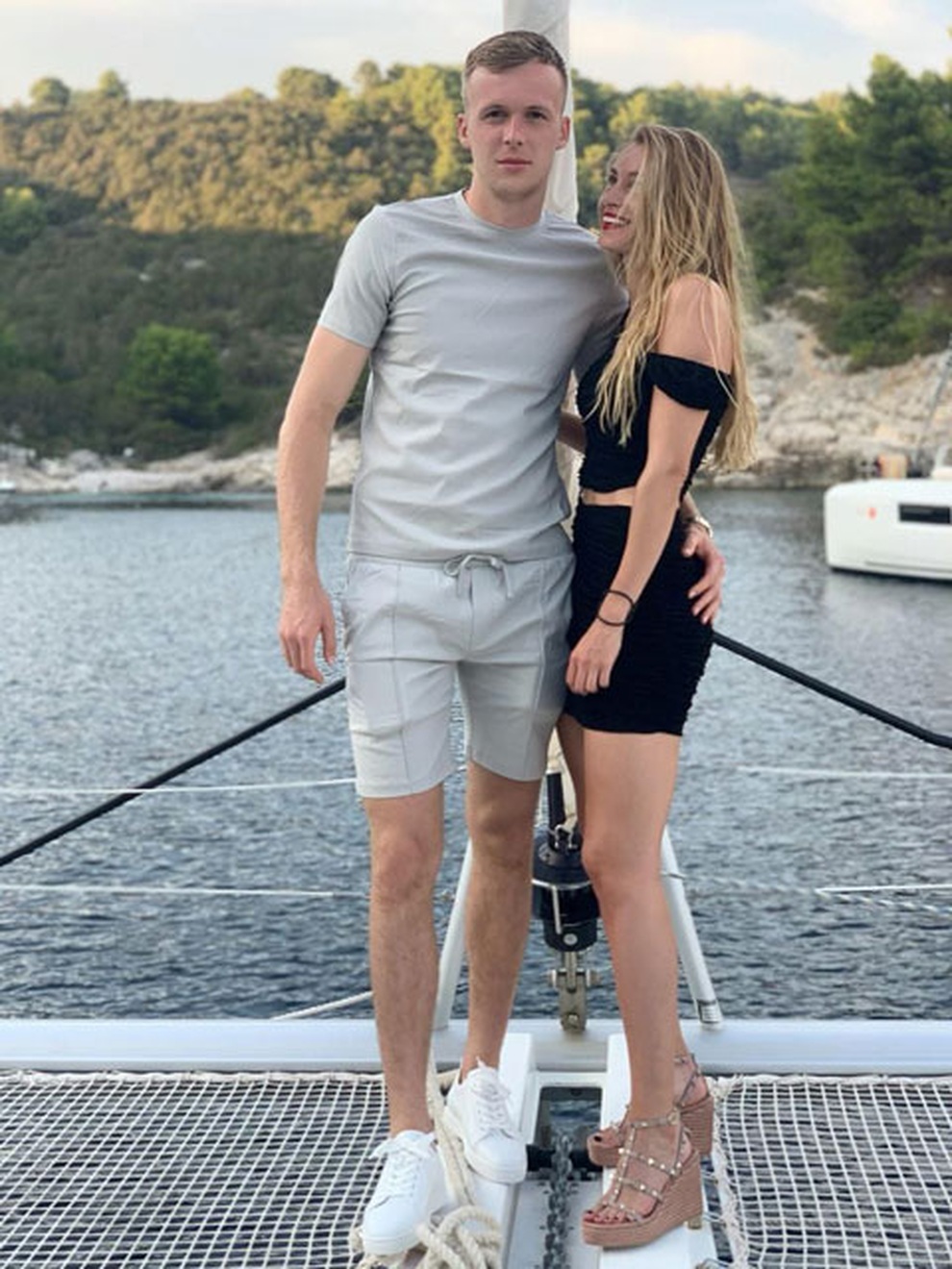 Bạn gái thủ môn Slovakia gây sốt nhờ vẻ ngoài xinh đẹp - 4 Bạn gái thủ môn Slovakia gây sốt nhờ vẻ ngoài xinh đẹp - 4