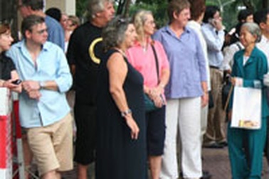 Làm gì để "giải cứu" ngành du lịch Việt Nam?