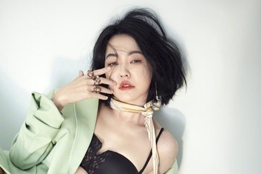 Hôn nhân trắc trở của nữ MC xứ Đài khuyên chị em "Đừng chọn chồng tùy tiện"