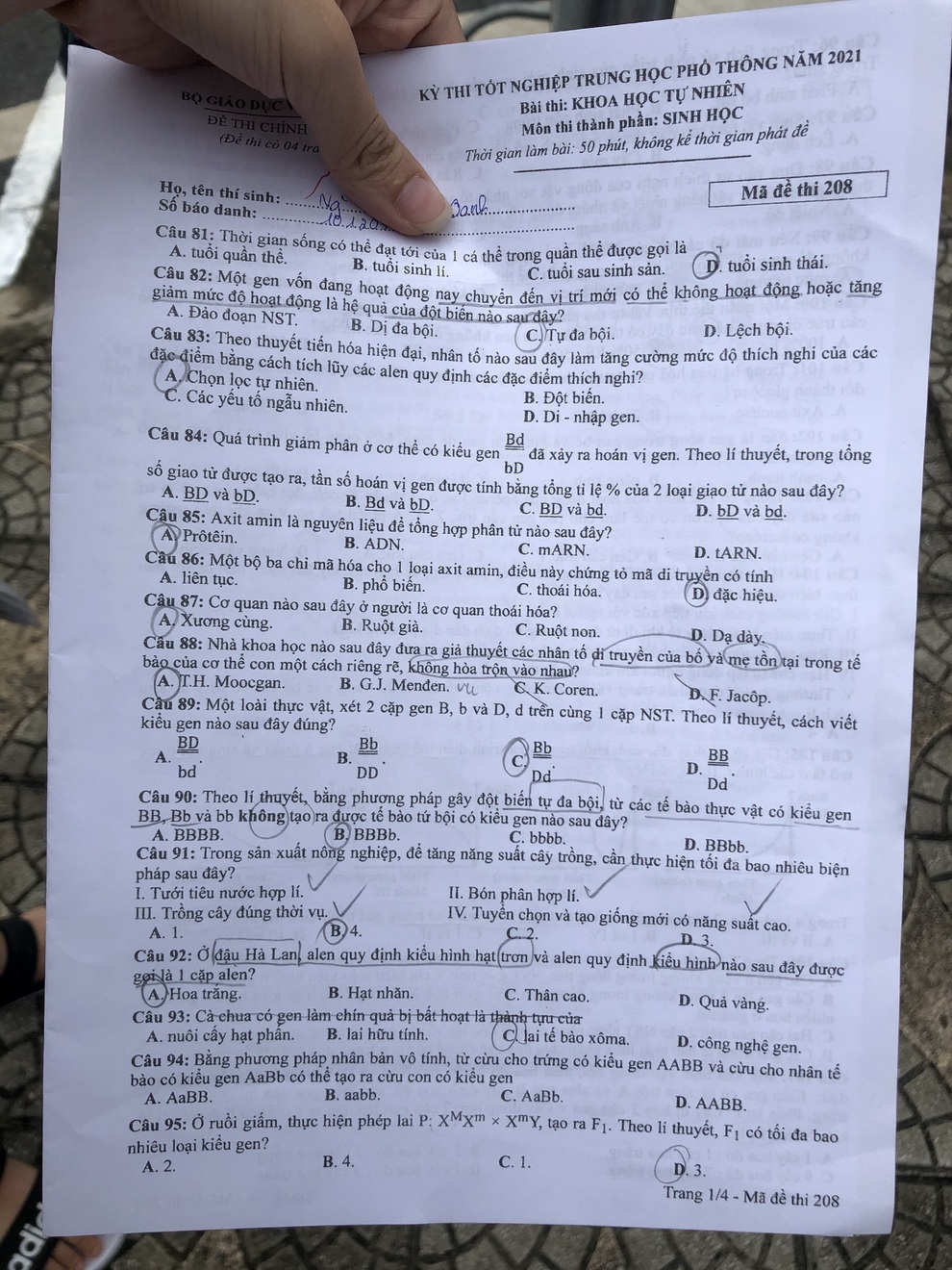 Gợi ý giải môn Sinh học kỳ thi tốt nghiệp THPT năm 2021 - 8 Gợi ý giải môn Sinh học kỳ thi tốt nghiệp THPT năm 2021 - 8
