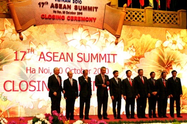 Chùm ảnh: Lễ bế mạc Hội nghị cấp cao ASEAN 17 