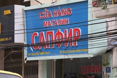 Chấn chỉnh các biển hiệu quảng cáo toàn chữ nước ngoài ở Nha Trang