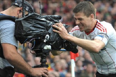 Liverpool “khai hỏa” cuộc chiến bản quyền truyền hình tại Anh