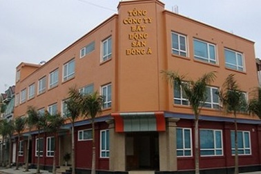 Đằng sau vụ "đại gia" căng băng rôn đòi nợ ở Thanh Hóa