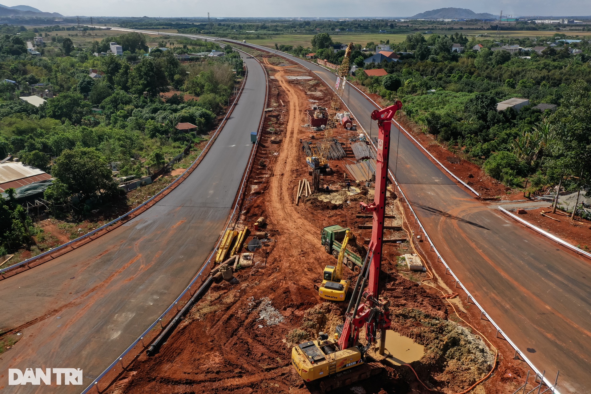 Cao tốc nối Đồng Nai với biển Vũng Tàu dự kiến thông xe dịp 2/9 - 11