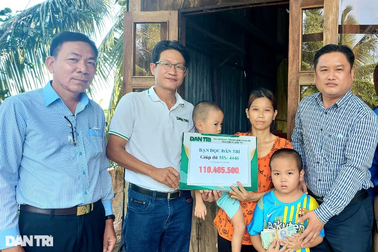 Bạn đọc Dân trí giúp 2 con câm ở với mẹ khờ hơn 116 triệu đồng