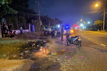 Va chạm với ô tô tải, 3 mẹ con đi xe máy thương vong