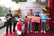 TrueMoney+ trao xe máy điện VF Evo cho khách hàng trúng thưởng