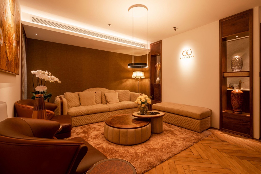 Anh Đoàn khai trương showroom chuyên về nội thất da - 4 Anh Đoàn khai trương showroom chuyên về nội thất da - 4