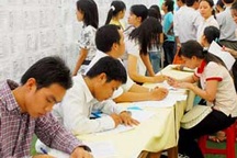 Nghỉ việc đi học có được tính bảo hiểm thất nghiệp?