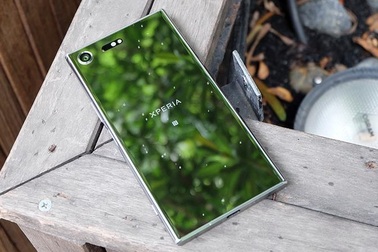 Đặt mua Sony XZ Premium, nhận nhiều ưu đãi