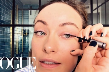 Olivia Wilde hướng dẫn trang điểm