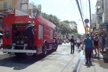 Cháy căn nhà 3 tầng của nghệ sĩ Văn Giỏi