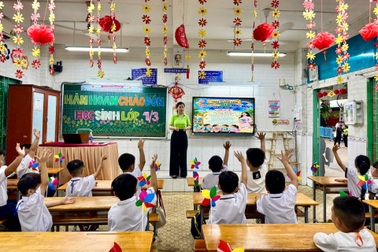 465 hiệu trưởng dự kiến dôi dư ở TPHCM sắp xếp thế nào?