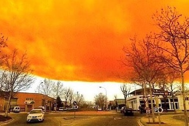 Tây Ban Nha: Nổ lớn tại công ty hóa chất, mây độc bao trùm 5 thị trấn