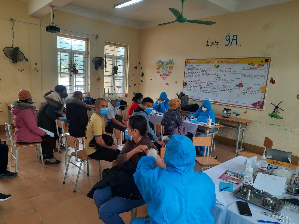 Quảng Ninh tiêm diện rộng vaccine mũi 3 - 1 Quảng Ninh tiêm diện rộng vaccine mũi 3 - 1