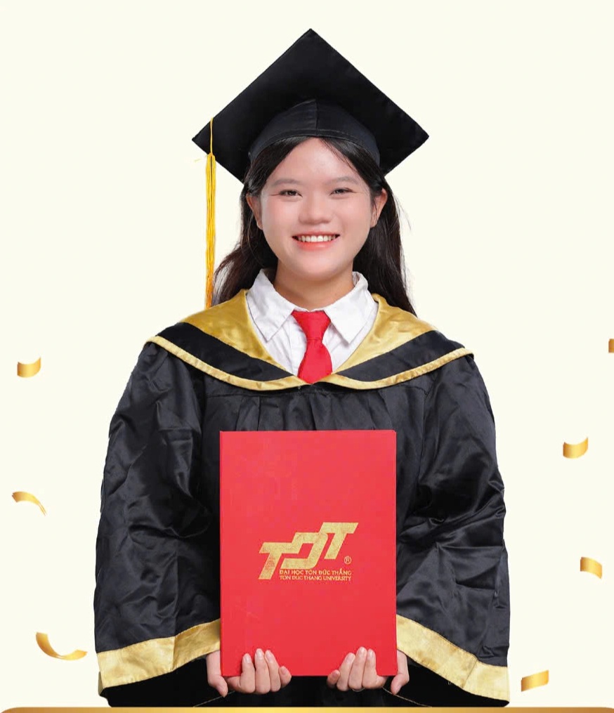 និស្សិតស្រីបញ្ចប់ការសិក្សាដោយលទ្ធផលល្អ - ១ Nữ sinh tốt nghiệp xuất sắc với thành tích đặc biệt - 1