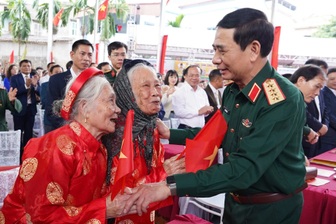 Đại tướng Phan Văn Giang dự Ngày hội đại đoàn kết tại Thái Nguyên