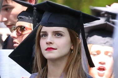 Nữ diễn viên nổi tiếng phim Harry Potter có hai bằng đại học