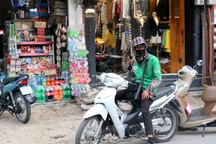 Nghề xe ôm công nghệ: Có nên chọn là công việc mưu sinh lâu dài?