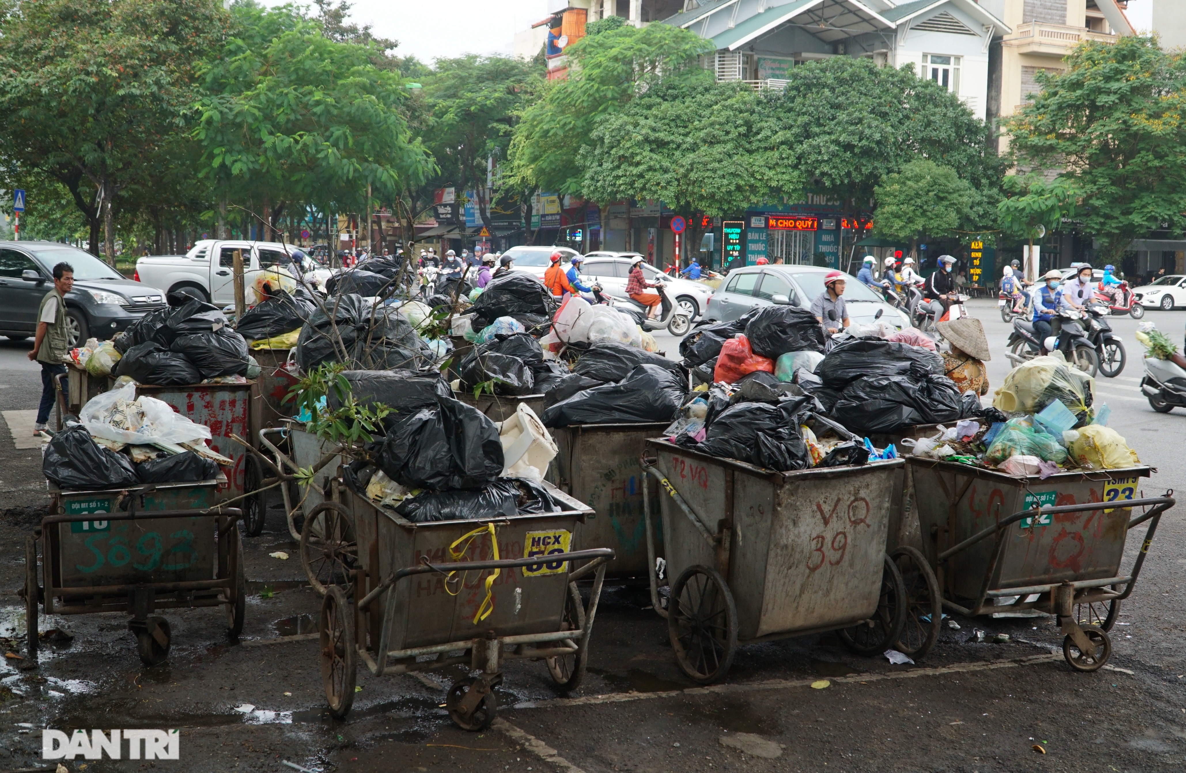 Xuất hiện hiện tượng nghịch nhiệt, Hà Nội chìm trong màn sương đục - 11 Xuất hiện hiện tượng nghịch nhiệt, Hà Nội chìm trong màn sương đục - 11