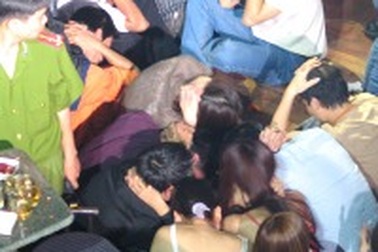 Chủ vũ trường New Century được tại ngoại