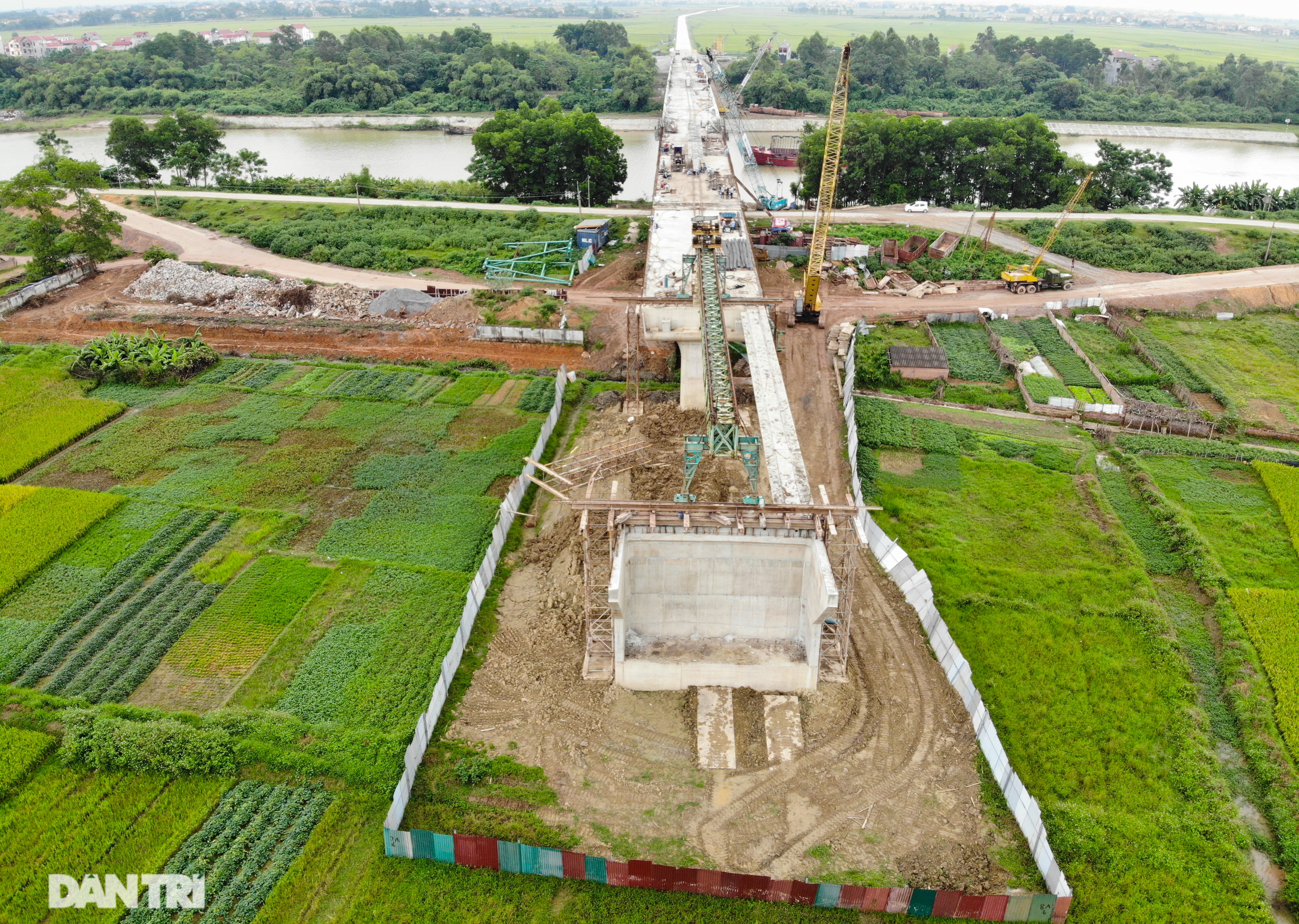 Nguyên nhân bất ngờ khiến cầu nối Hà Nội – Bắc Giang có thể đắp chiếu - 8 Nguyên nhân bất ngờ khiến cầu nối Hà Nội – Bắc Giang có thể đắp chiếu - 8