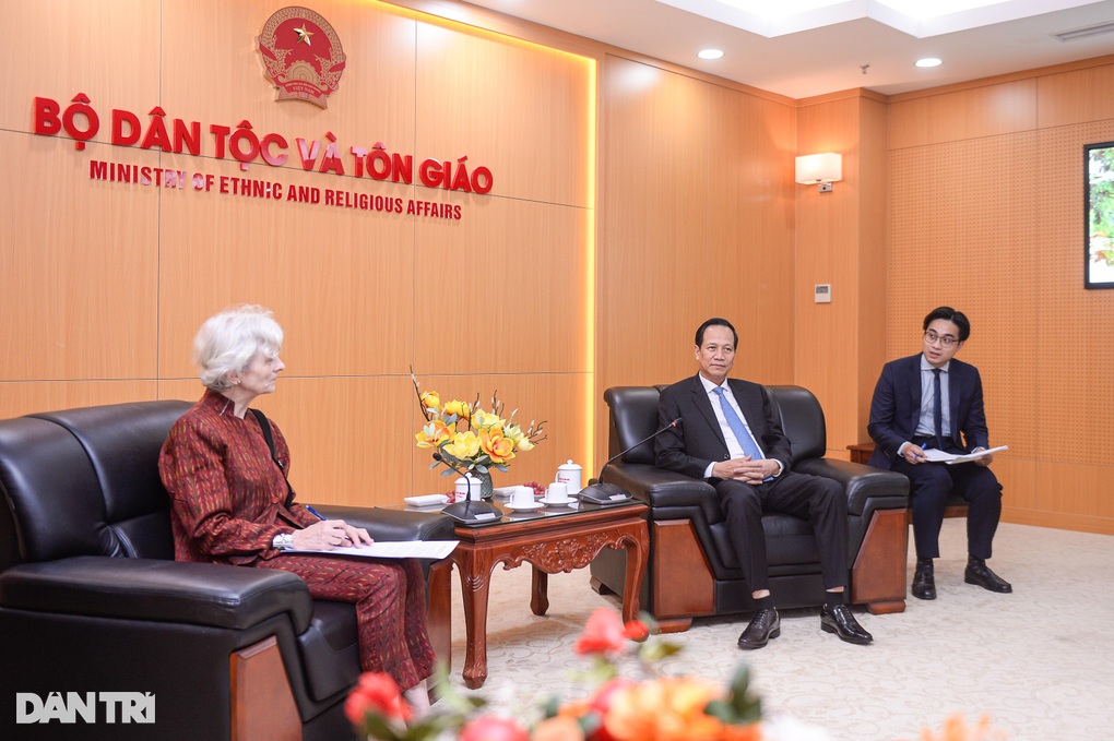 Việt Nam phấn đấu trở thành quốc gia tiên phong trong chính sách xã hội - 2
