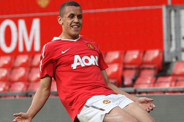 Tốp 10 thần đồng Anh sớm tàn lụi: Tấm gương của Harry Kane