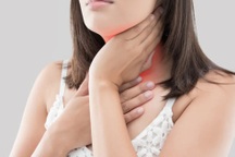 Vì sao nữ giới dễ mắc ung thư tuyến giáp hơn nam giới?