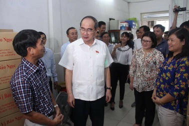 Bí thư Nguyễn Thiện Nhân “vi hành” trước kỳ tiếp xúc cử tri