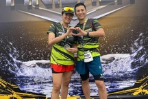 Hai vợ chồng và con trai 8 tuổi cùng tranh tài ở Aqua Warriors Halong Bay