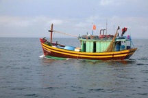 Tìm kiếm tàu cá cùng 5 ngư dân mất tích hơn 20 ngày trên biển