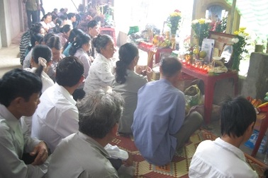 Băn khoăn dùng ngoại cảm tìm mộ