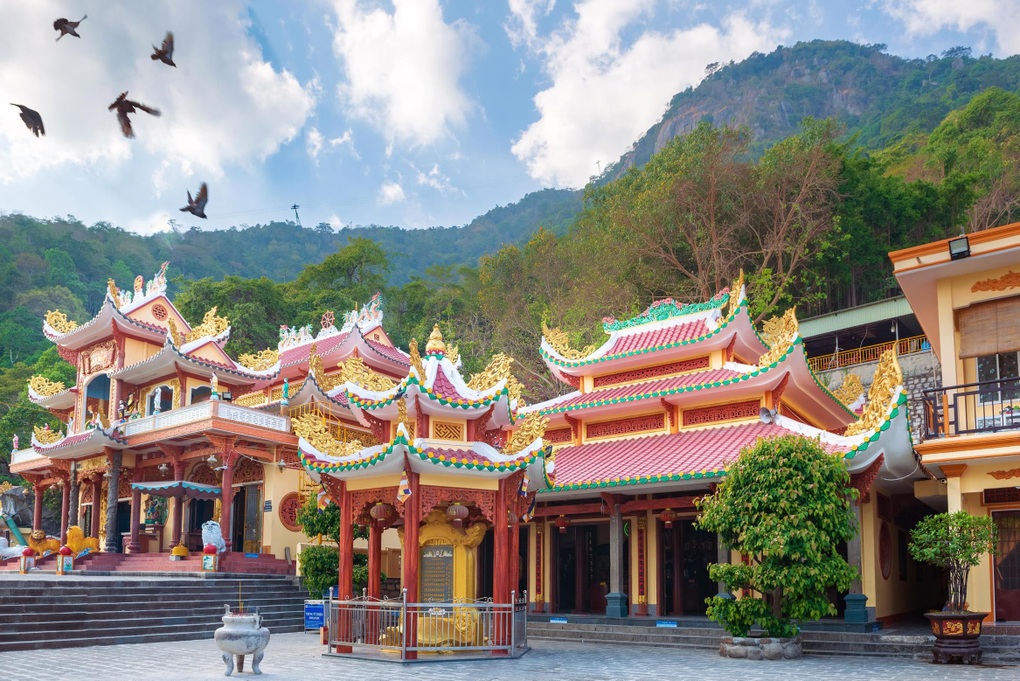 Chờ đón Lễ vía Bà Linh Sơn Thánh Mẫu tại Tây Ninh - 5